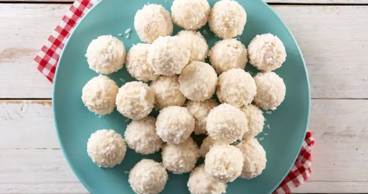 Nariyal ke Laddu | Sweet Coconut Balls